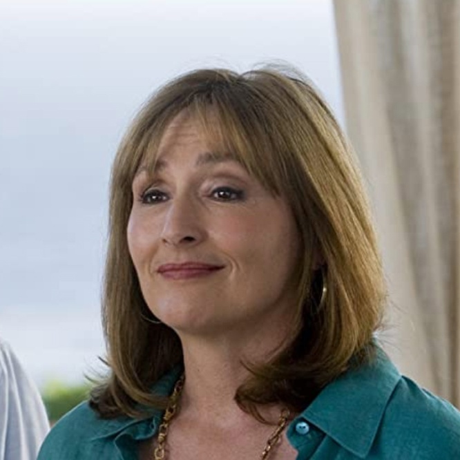 Nora Dunn