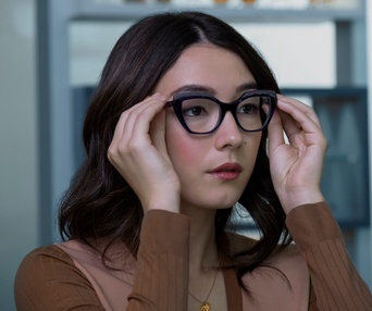 Une scène du film The Voyeurs