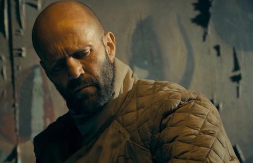 Une scène du film The Beekeeper