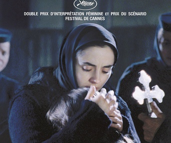 Affiche du film Au-delà des collines