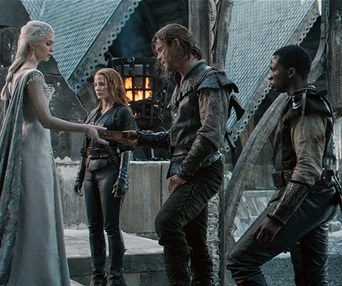 Une scène du film The Huntsman Winter's War