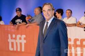 Sur le tapis rouge du film Snowden Sur le tapis rouge du film Snowden