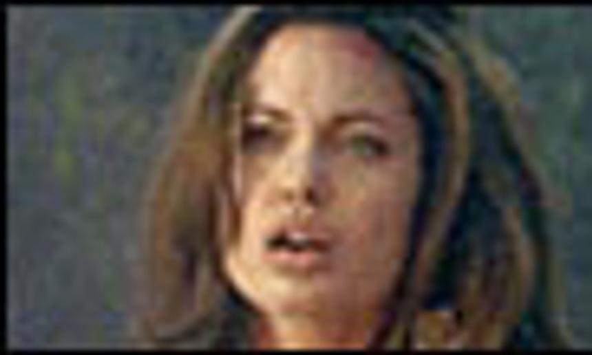Box office nord-américain : Mr. & Mrs. Smith explose les cinémas