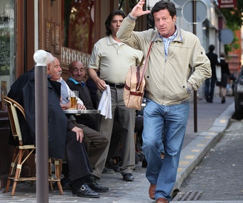 Une scène du film La cage dorée