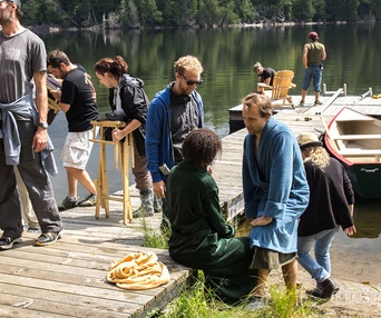 Sur le plateau de L'autre maison