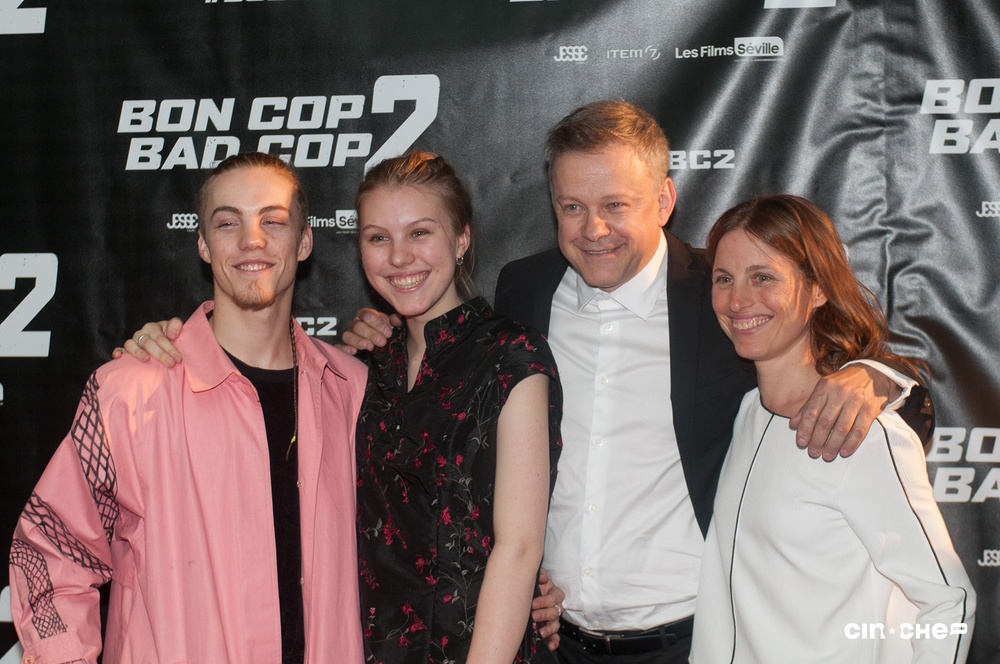 Sur le tapis rouge du film Bon Cop Bad Cop 2