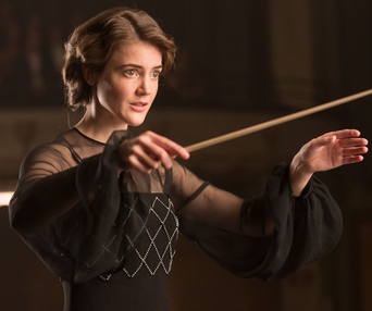 Une scène du film The Conductor