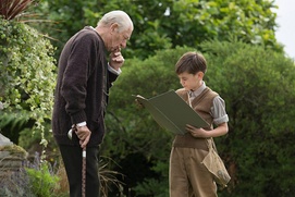 Une scène du film Mr. Holmes Une scène du film Mr. Holmes