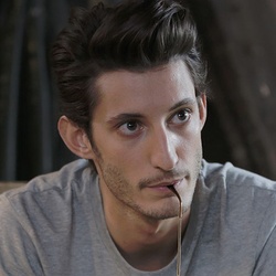 Photo de Pierre Niney