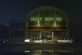 Une scène du film Holy Motors