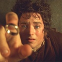 Elijah Wood dans le film The Lord of the Rings: The Fellowship of the Ring