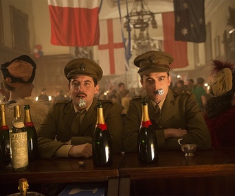 Une scène du film A Royal Night Out