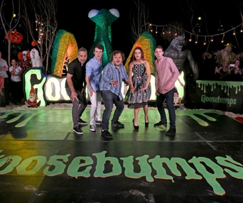 Séance photo avec les acteurs de Goosebumps