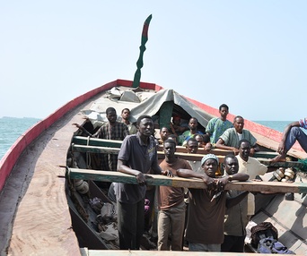 Une scène du film La pirogue