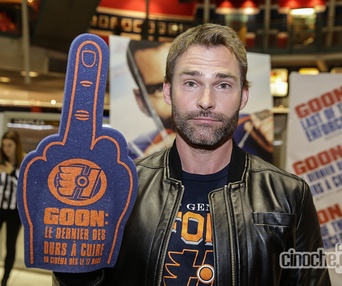 Sur le tapis rouge du film Goon: Last of the Enforcers