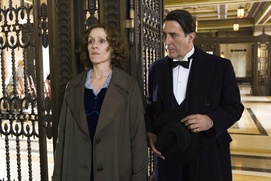 Scène du film Miss Pettigrew Lives for a Day