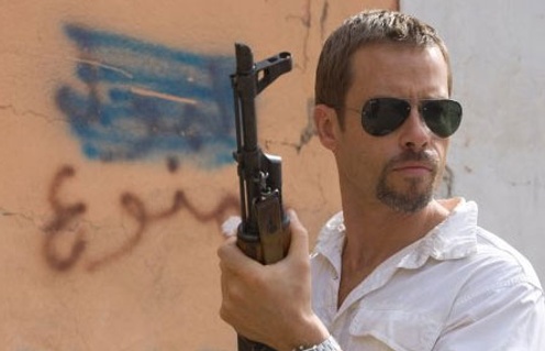 Guy Pearce dans le film Traitor