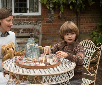 Une scène du film Goodbye Christopher Robin