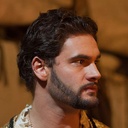 Photo de Tom Bateman