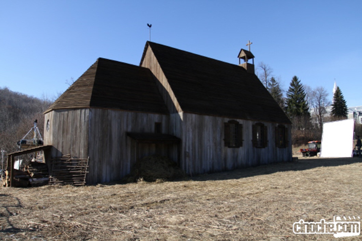 Sur le plateau de Le poil de la bête