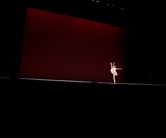Une scène du film First Position
