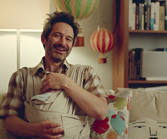 Une scène du film While We're Young