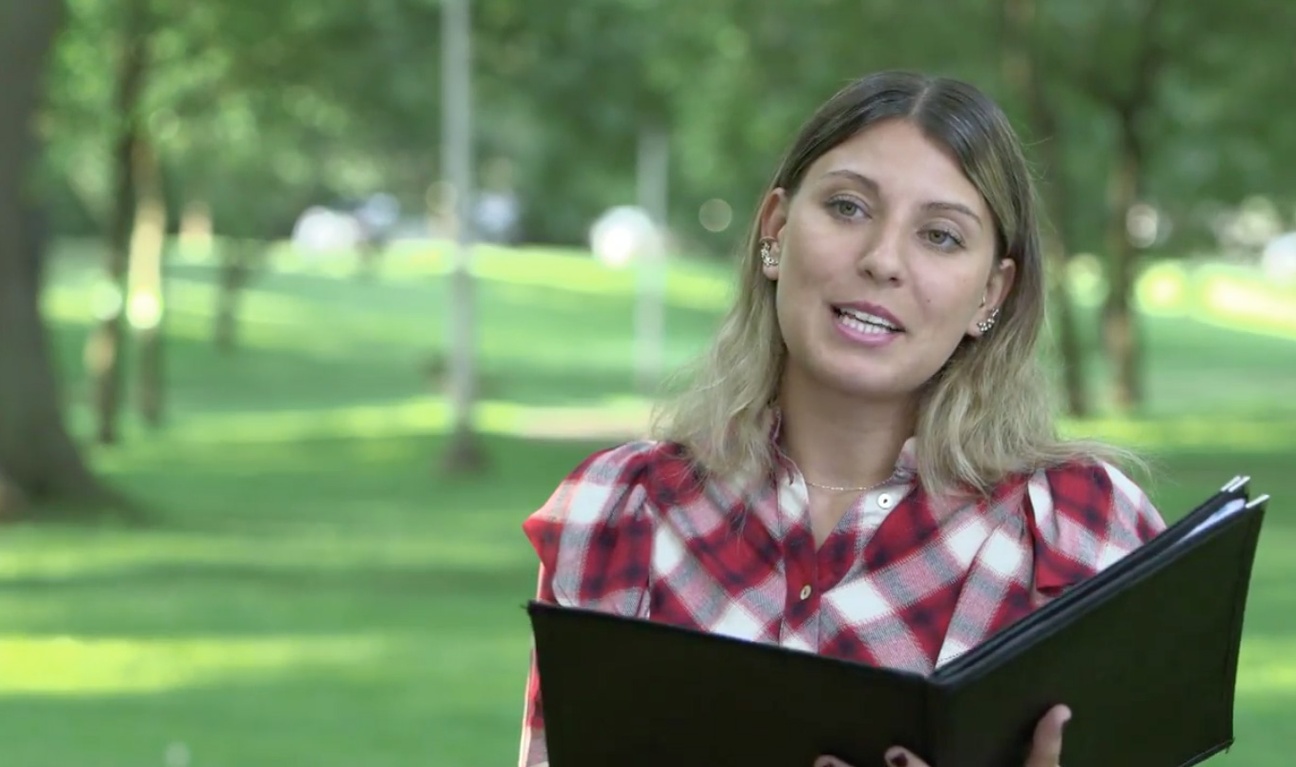 Une participante quitte la semaine barmaids d'Un souper presque parfait
