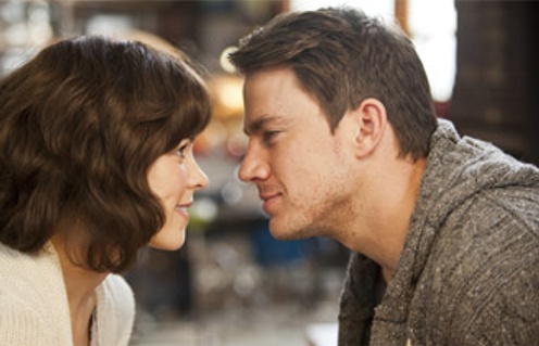 Rachel McAdams et Channing Tatum dans The VowChanning Tatum