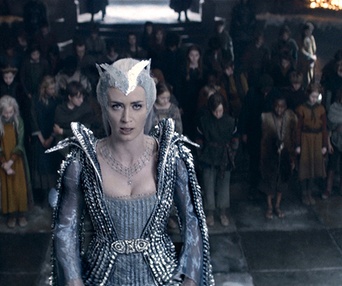 Une scène du film The Huntsman Winter's War