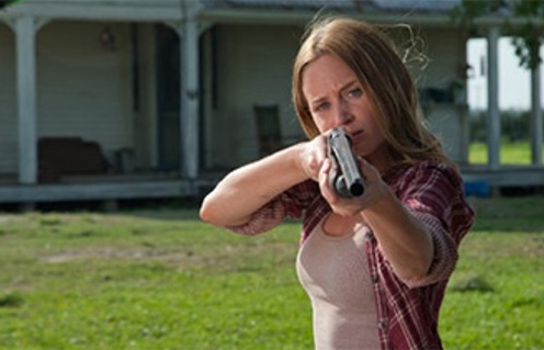 Emily Blunt dans Looper