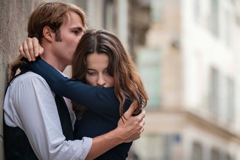 Une scène du film Une jeune fille qui va bien