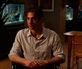 Une scène du film Good Neighbours