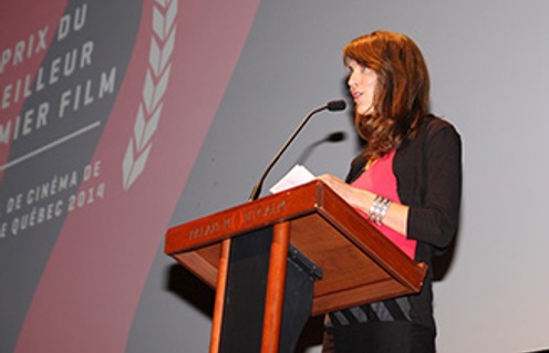 Julie Lambert reçoit le prix du Meilleur Premier Film au FCVQ 2014