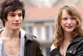 Une scène du film LOL (Laughing Out Loud)