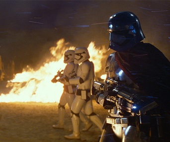 Une scène du film Star Wars: The Force Awakens