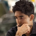 Dev Patel dans la série télévisée The Newsroom