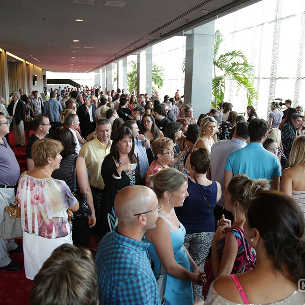 Sur le tapis rouge de Hot Dog
