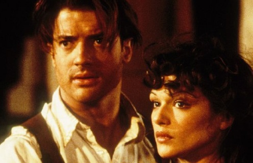 Brendan Fraser et Rachel Weisz dans The Mummy