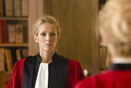 Une scène du film 9 mois ferme Une scène du film 9 mois ferme
