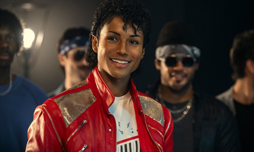 Le roi de la pop détrône Mario : Michael domine le box-office québécois!