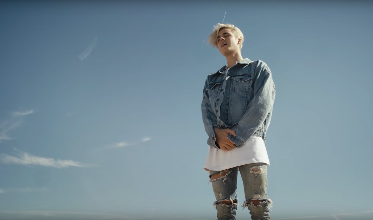 Les fans de Justin Bieber en furie contre sa nouvelle petite amie