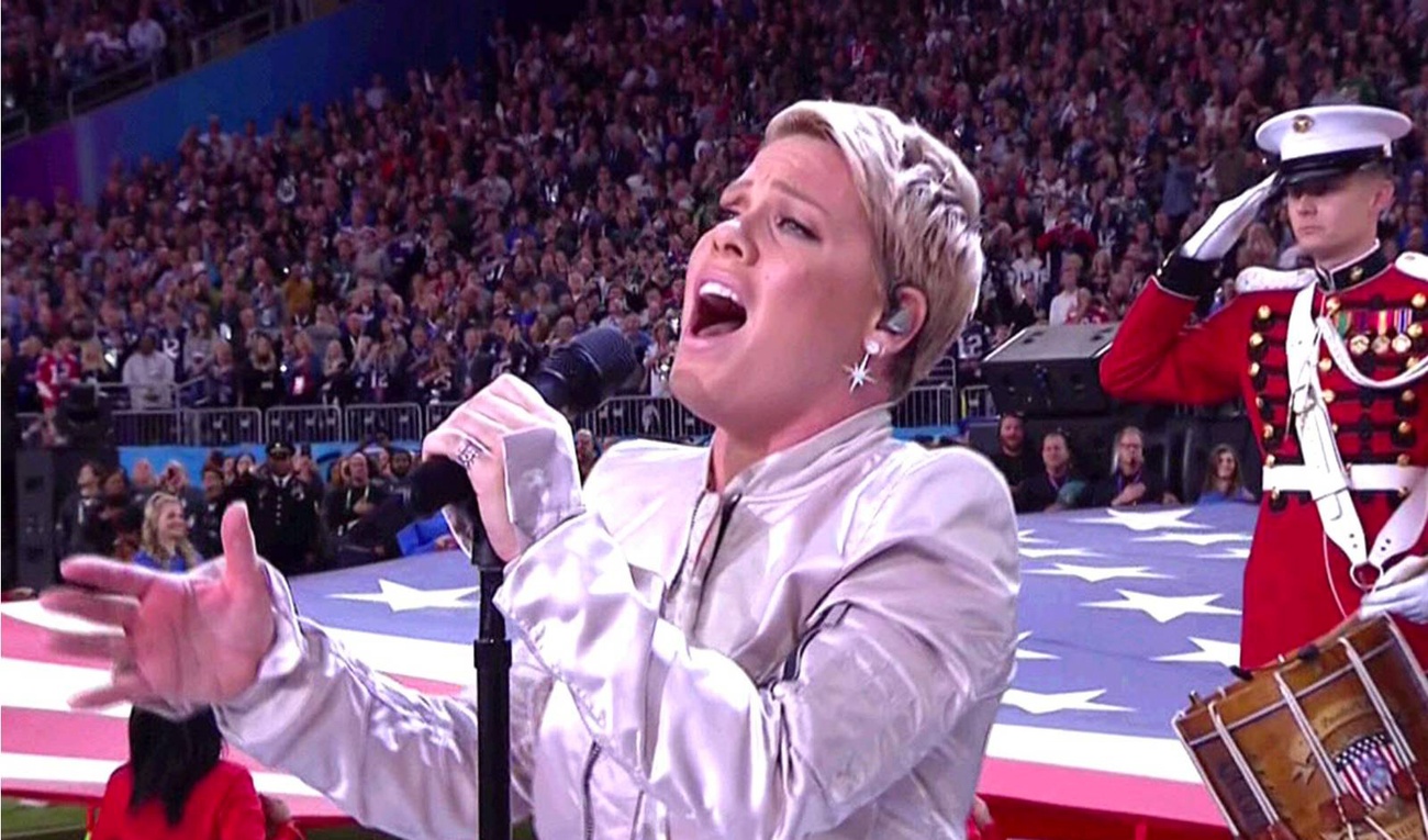 P!nk était malade pendant son hymne national au Super Bowl
