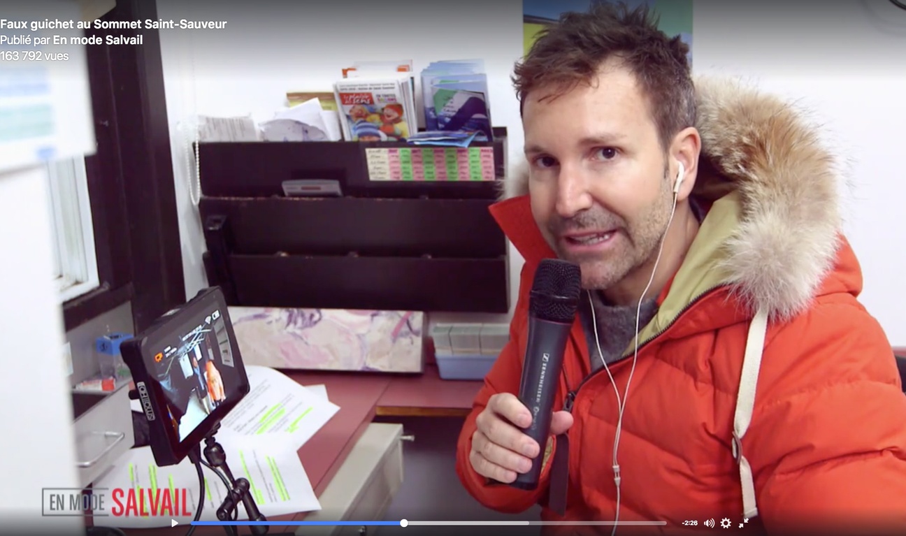 Éric Salvail niaise les skieurs du Sommet Saint-Sauveur