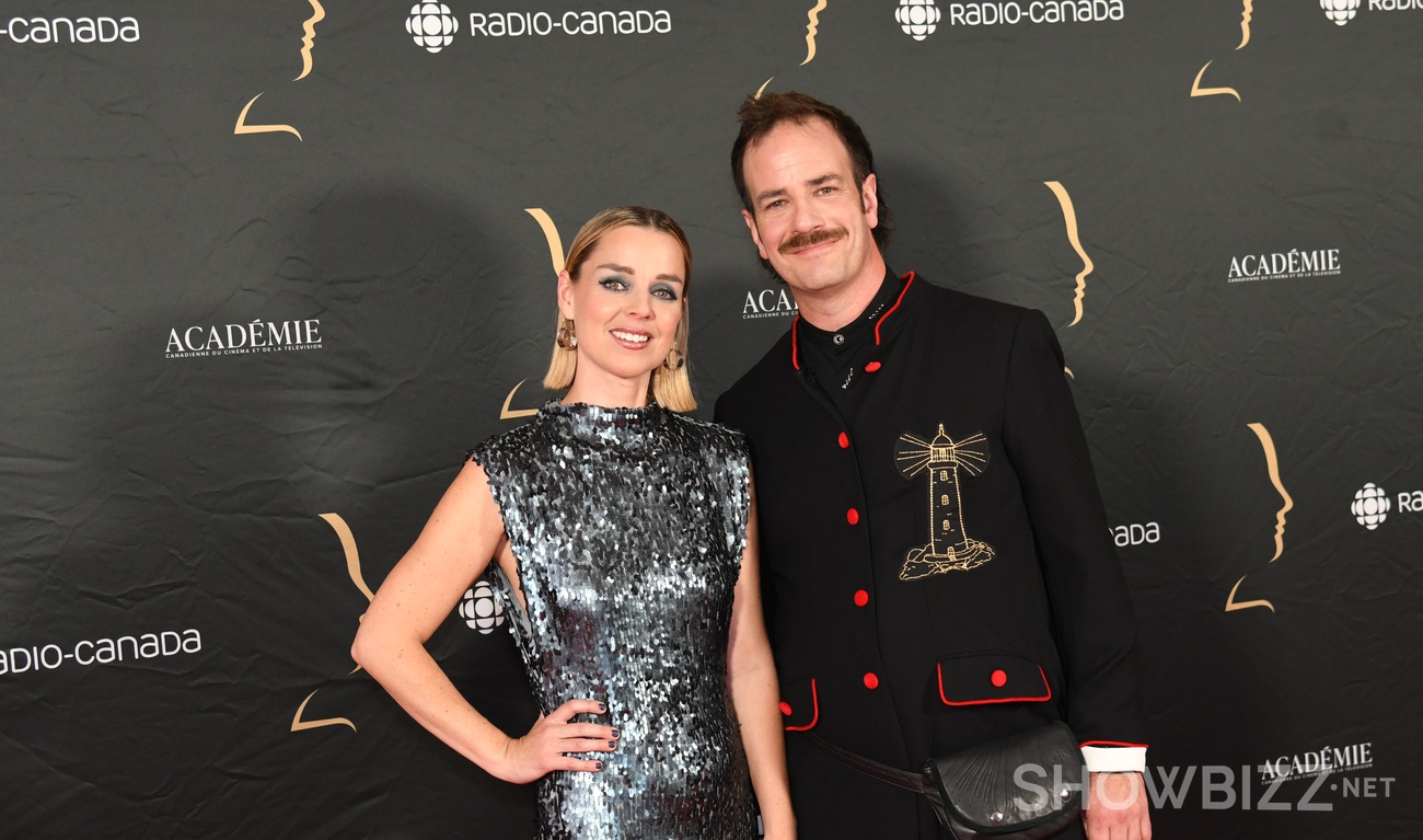 Image de l'article Les plus beaux couples sur le tapis rouge des Gémeaux 2025