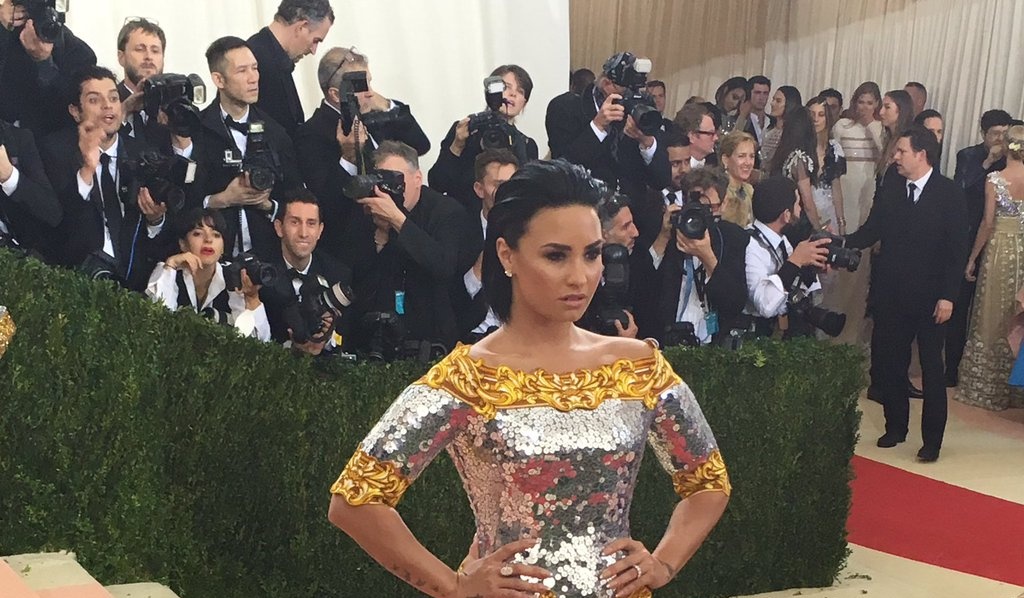 Découvrez les tenues flamboyantes du MET Gala 2016