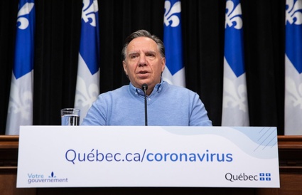 Image de l'article Vidéo : François Legault ajoute le Lapin de Pâques parmi les «services essentiels »