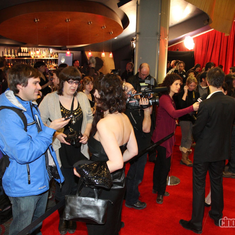 Sur le tapis rouge du film Funkytown