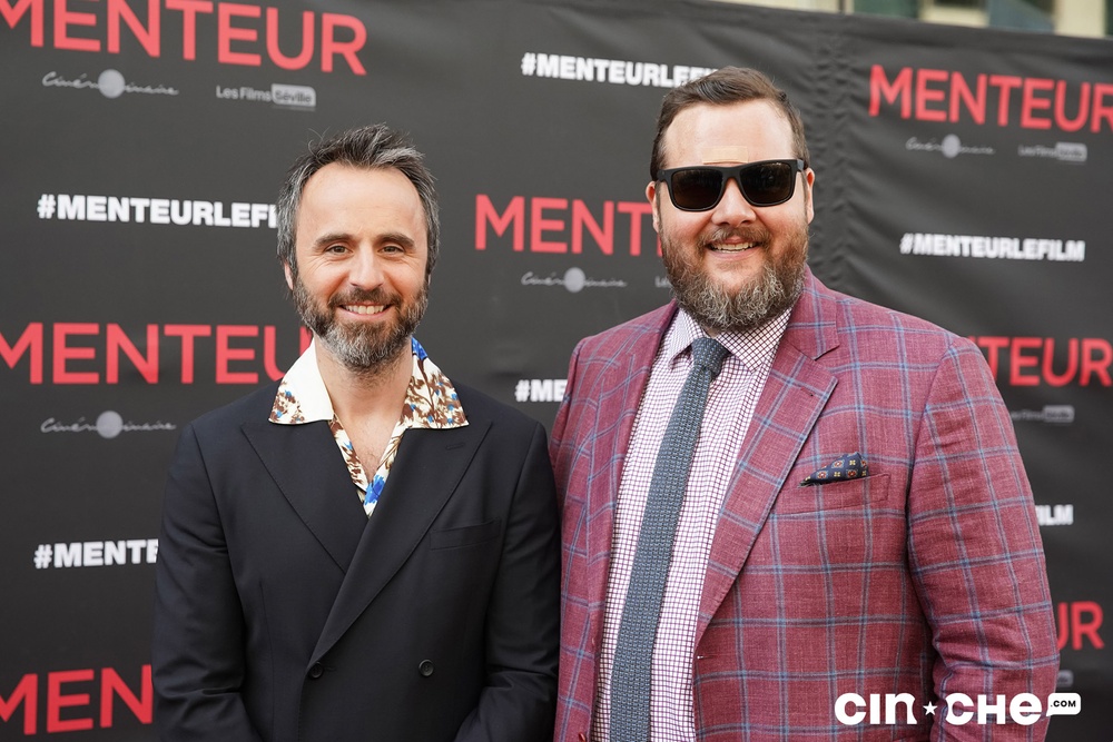Sur le tapis rouge du film Menteur