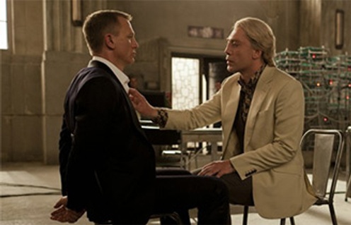Daniel Craig et Javier Bardem dans Skyfall