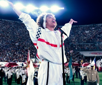 Une scène du film Whitney Houston : I Wanna Dance with Somebody